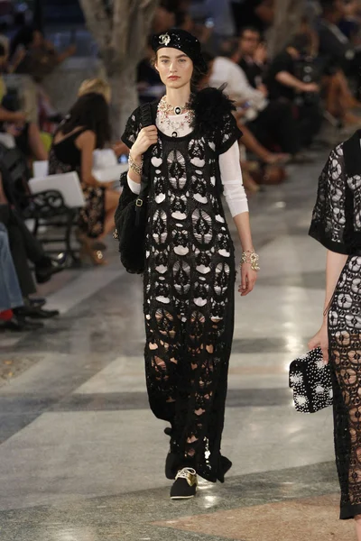 Look 54